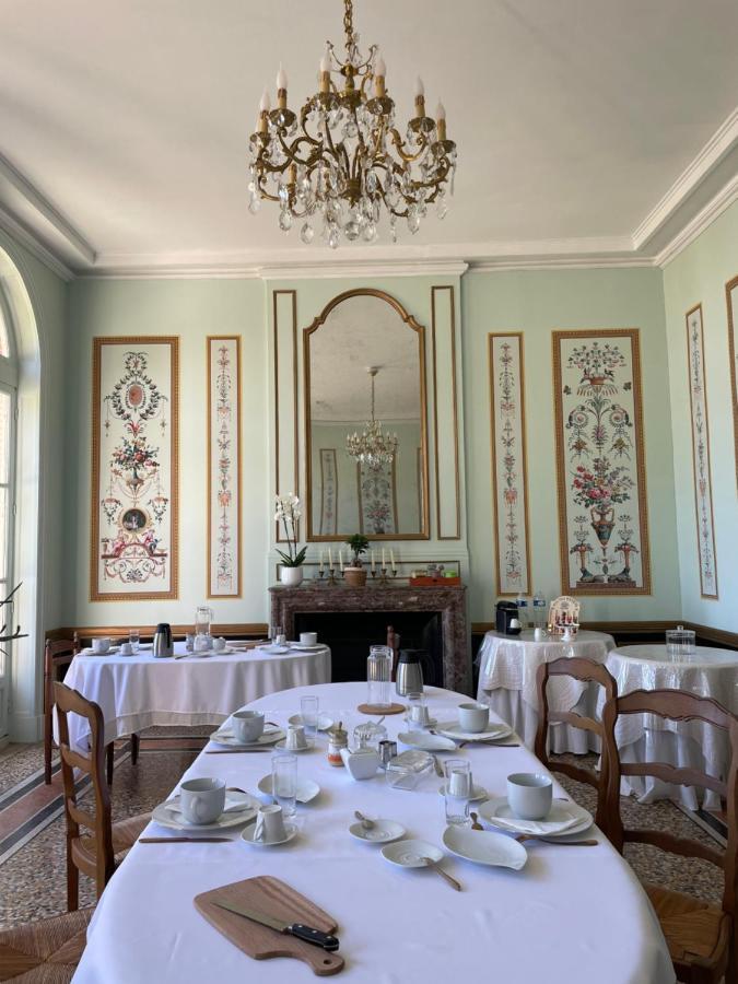 Chateau De Praslins Nogent-sur-Vernisson ภายนอก รูปภาพ